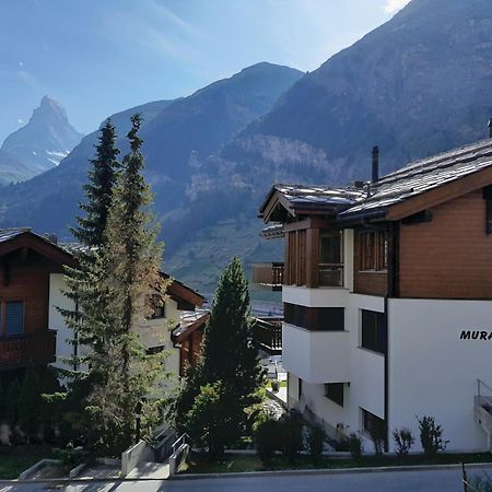 Modern Self-Catering Apartment With Matterhorn Views Zermatt Buitenkant foto